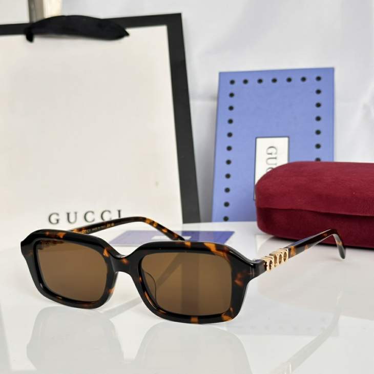 Picture of Gucci Sunglasses _SKUfw79338102fw